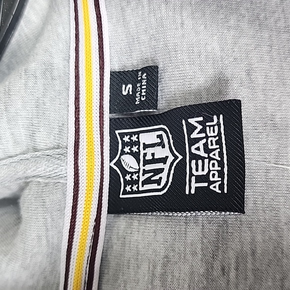 NFL Team Apparel Redskins zip up fleece Hoodie. NWT . Size S - Picture 6 of 10